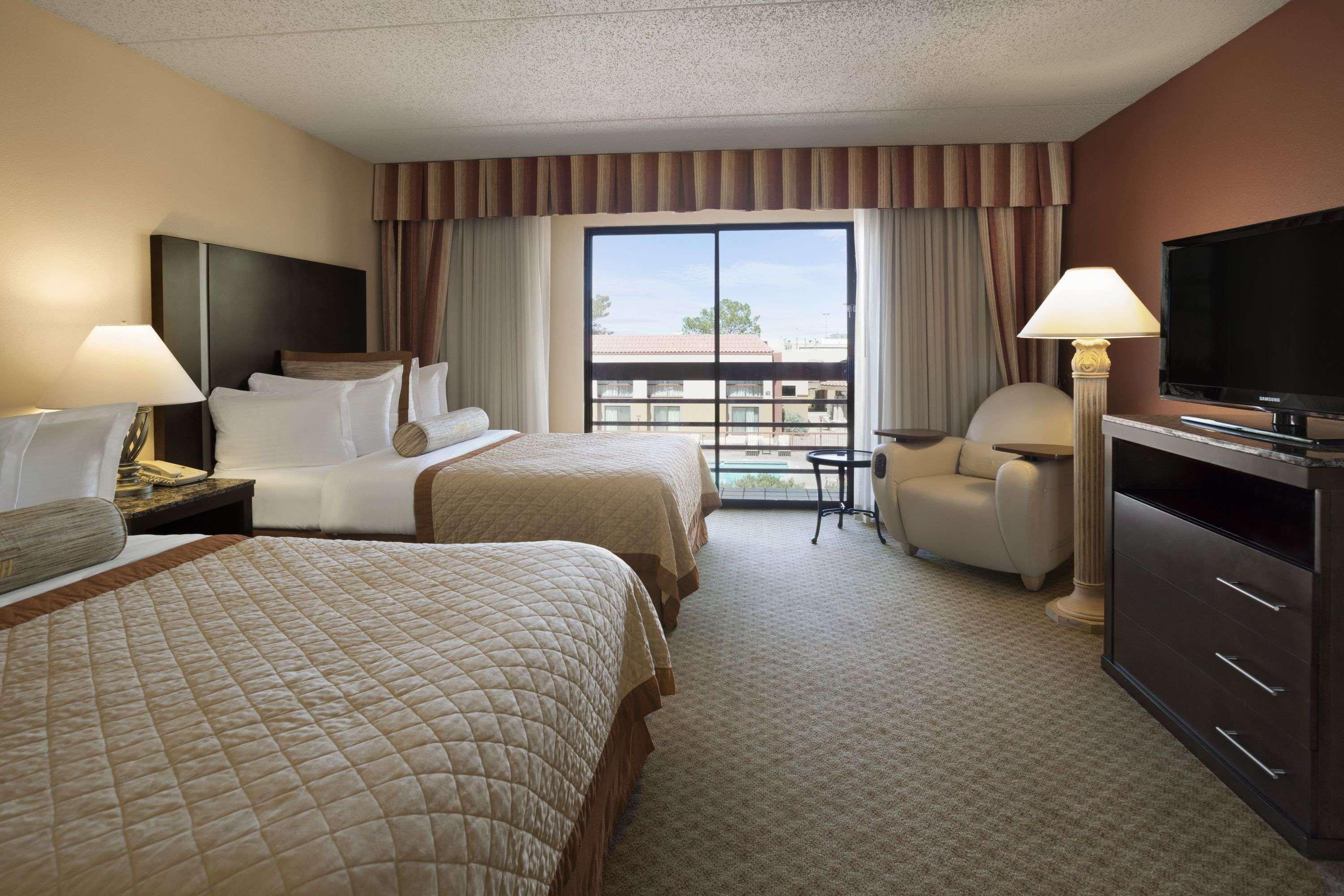 Wyndham El Paso Airport And Water Park Hotell Eksteriør bilde